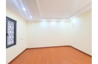 Cù Chính Lan cực đẹp, ô tô tránh, kinh doanh 45m giá 6.4 tỷ